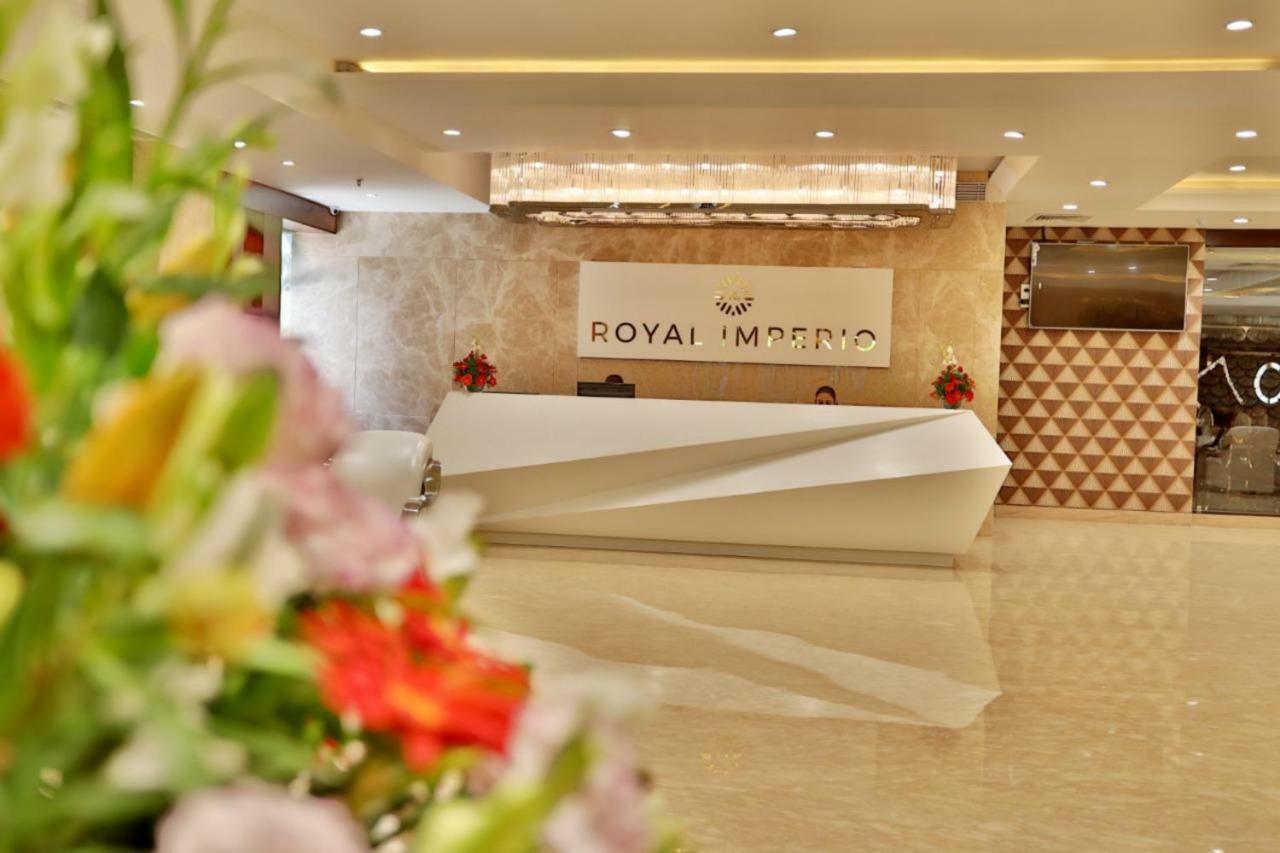 Royal Imperio Hotel Faridabad Exterior photo