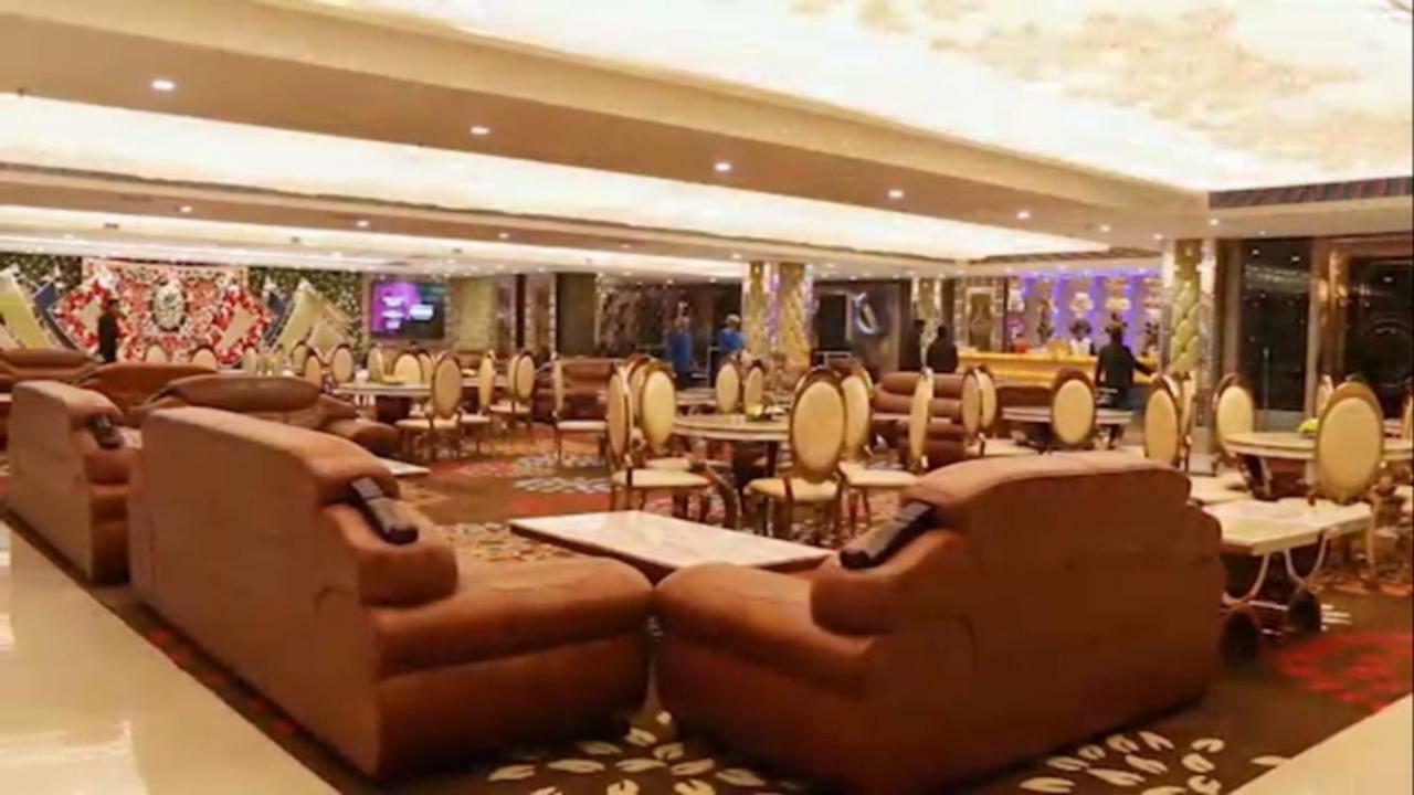 Royal Imperio Hotel Faridabad Exterior photo